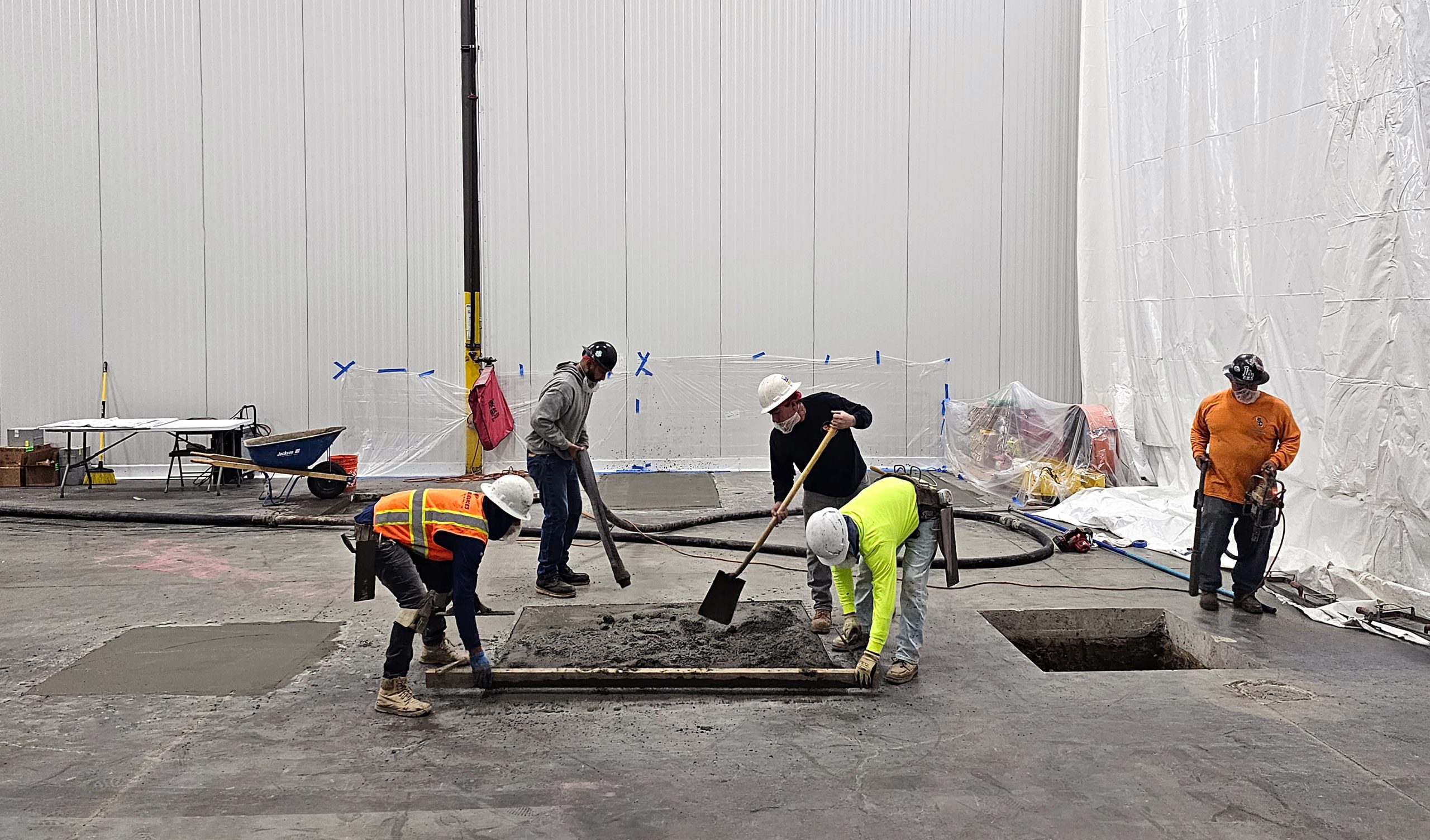 laying reinforced concrete for load bearing columns